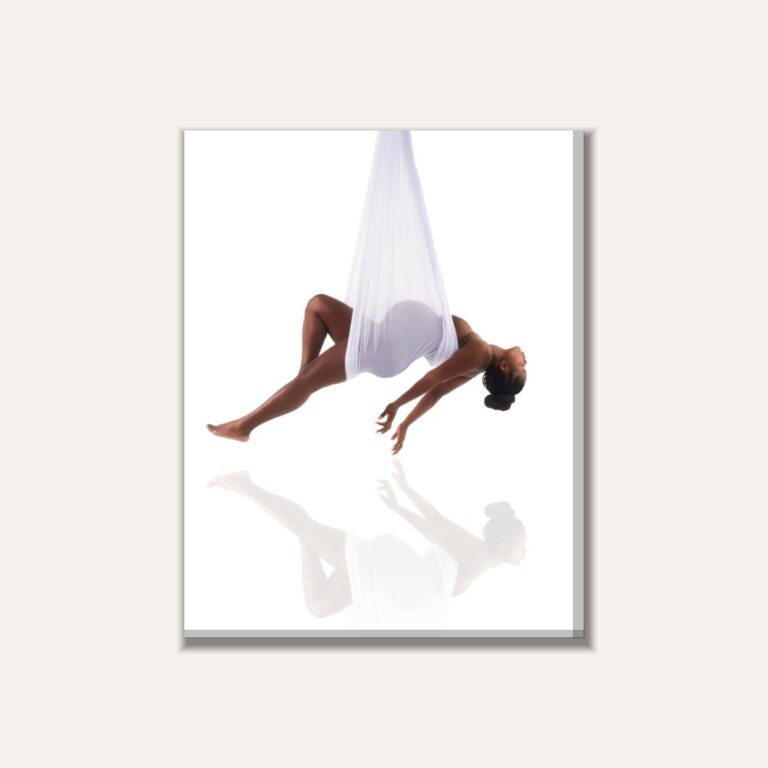 A4 canvas print of a maternity photoshoot by Studio24.7